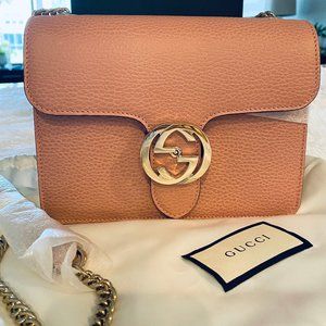 NIB GUCCI Interlocking G Calfskin Crossbody Bag